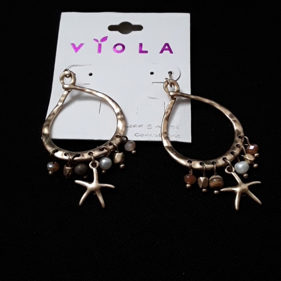 Starfish Hoop Earrings - Picture 2 of 4